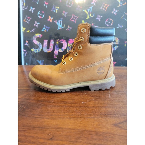 Timberland Boots size 7 Womens waterproof 6 inch nubuck - Picture 10 of 13